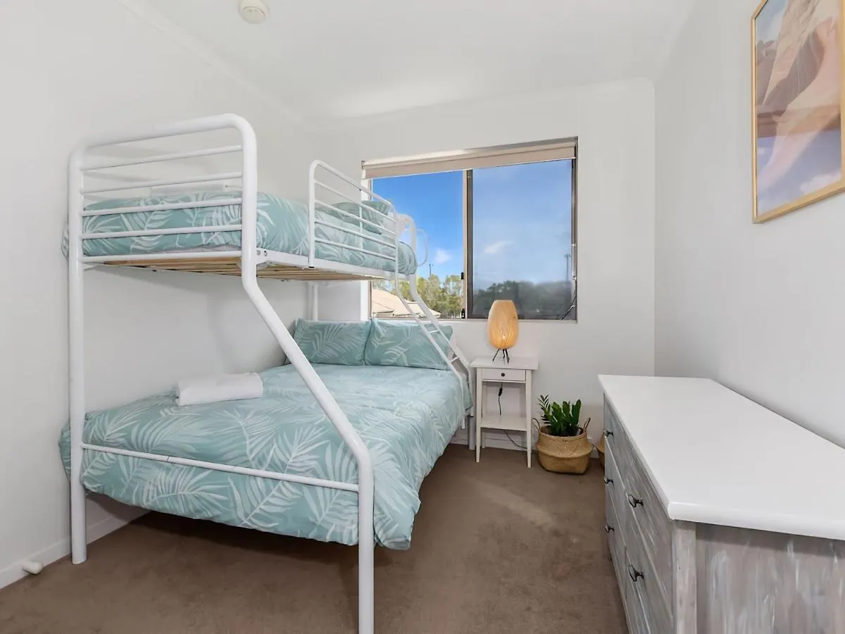 Beach Bliss Apartment With Pool Kingscliff 0*,